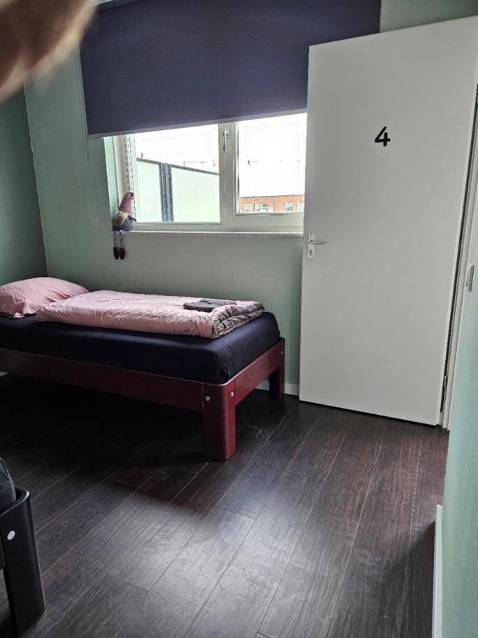 Residence Sanne Breda Luaran gambar